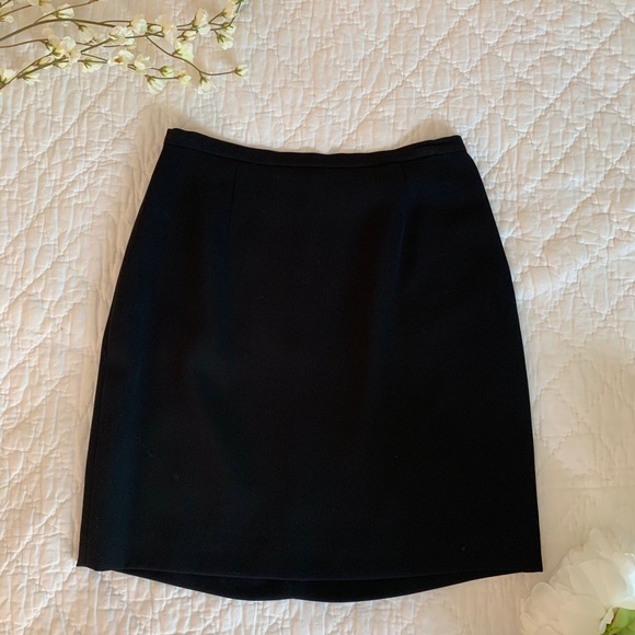 INC black blazer and skirt suit - Picture 4 of 5